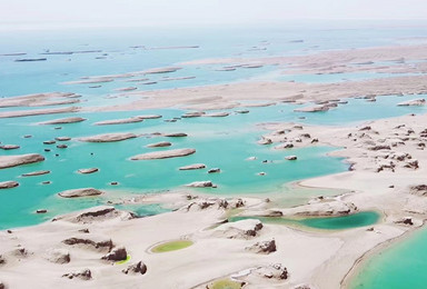 穿越之旅E线3日游-火星营地-艾肯泉魔眼(3日行程) 穿越之旅E线3日游-火星营地-艾肯泉魔眼(3日行程)