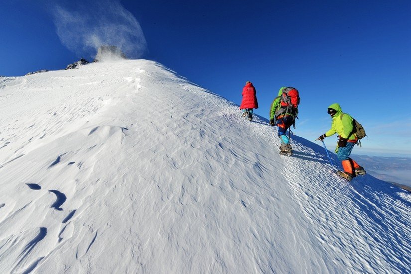 云南丽江徒步哈巴雪山攀登 挑战人生第一座雪山5396米（4日行程）