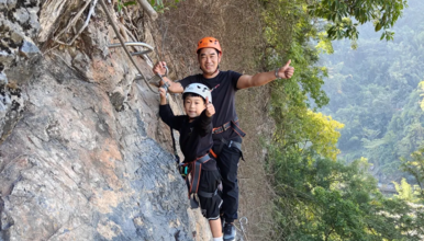 探险飞拉达攀岩，体验飞檐走壁的快乐，徒步英西九曲峰林（1日行程）