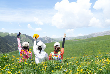 托乎拉苏 新疆 托乎拉苏大草原 赛里木湖轻装徒步（7日行程）