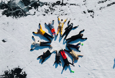 东北环线 哈尔滨 雪乡 长白山 雪地温泉 雪地漂流 激情滑雪（7日行程）