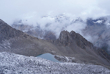 图吉纳峰5018米初级雪山登顶计划（2日行程）