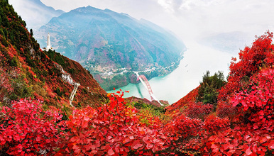 [骆驼十大]徒步长江三峡 | 360°环视三峡全景（5日行程）