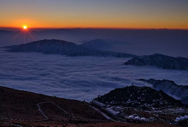 牛背山 四姑娘山 红海子 雅拉雪山轻徒步10人精品小团（5日行程）