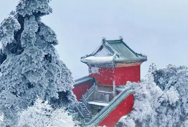 宜昌 神农架 天燕 武当山 古隆中 襄阳古城 唐城影视基地（6日行程）